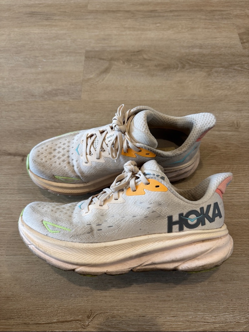Hoka Clifton 9